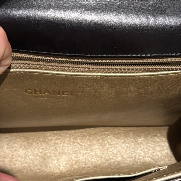 BOY CHANEL HANDBAG - Picture 7 of 7